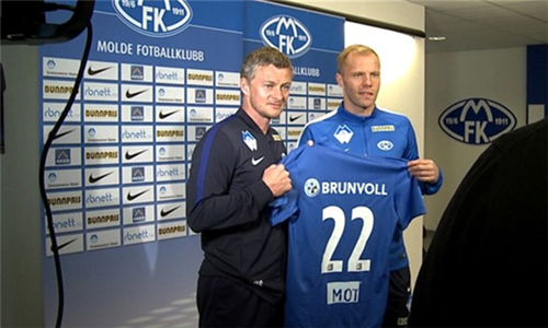 欧文连续突破得分，全队士气高涨