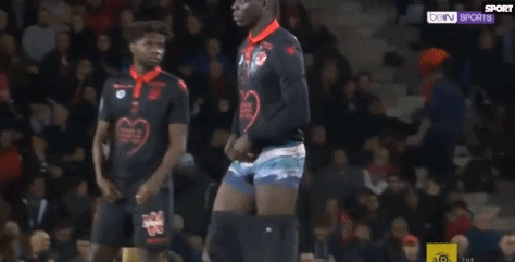 一场0-1爆出大冷门，意甲领头羊倒下，惨遭淘汰，萨里神换人（0-1爆冷！意甲领头羊出局，萨里妙手换人奏效）