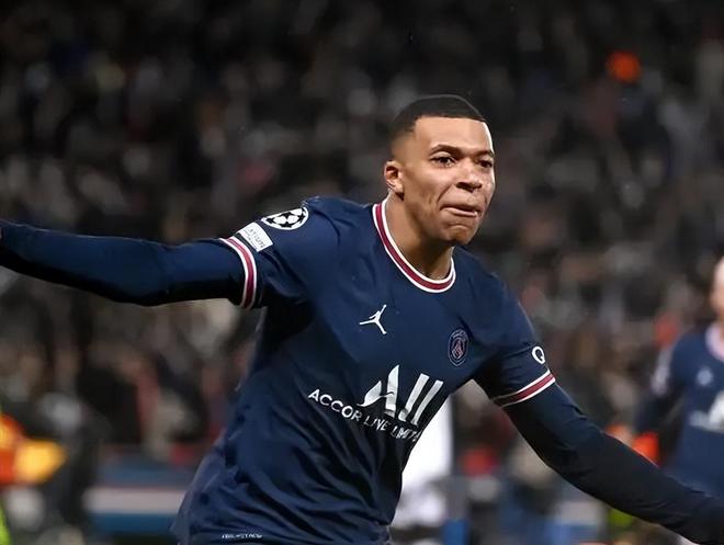 节礼日仅安排一场英超比赛，队报：英格兰球迷对此强烈不满（队报：节礼日仅有一场英超，英格兰球迷强烈不满）