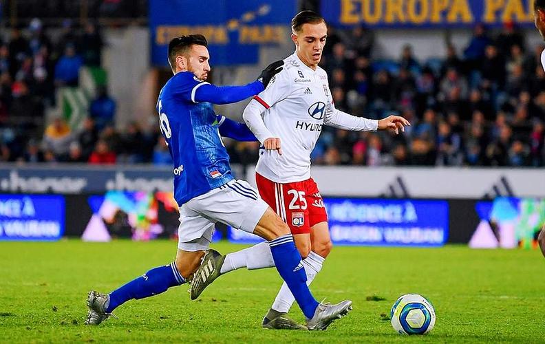 安切洛蒂不用的人，阿隆索非要用，这就是皇马混乱的起源？