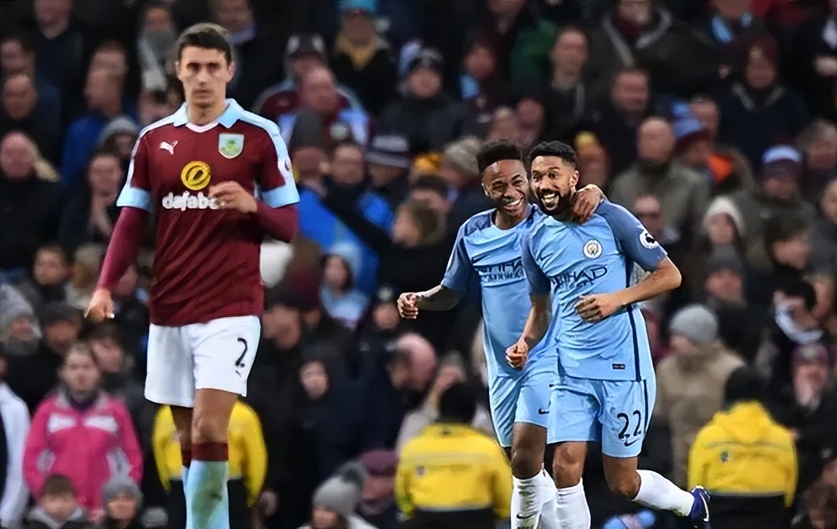 足球欧洲豪门宣布亏损，财政危机加深（欧洲足坛豪门披露亏损，财务困境加剧）