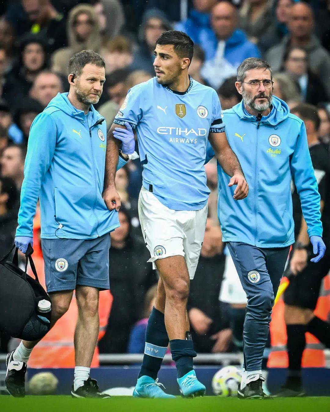 国安主场战平广州恒大