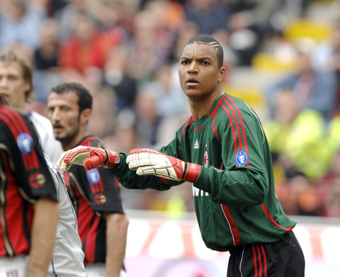 欧冠前瞻：阿森纳出线在望恐进行大轮换，布鲁日新帅莱科刚上任（欧冠前瞻：阿森纳出线无忧或大轮换，布鲁日新帅莱科新官上任）