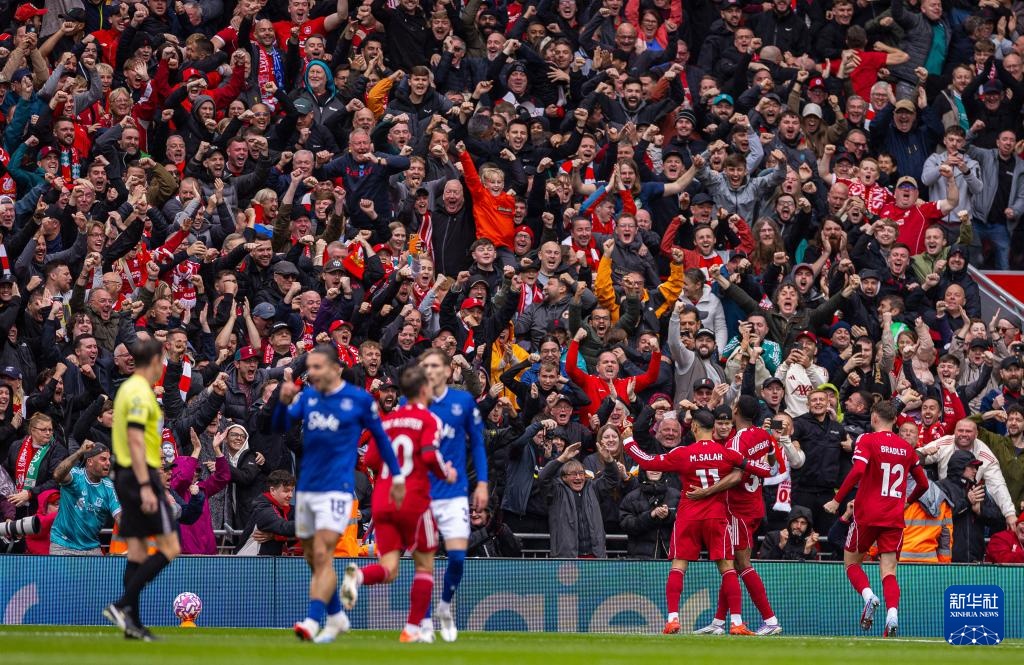 阿拉巴年度最佳投票：姆巴佩、阿什拉夫、登贝莱分列前三（阿拉巴年度最佳票选结果：姆巴佩、阿什拉夫、登贝莱包揽前三）