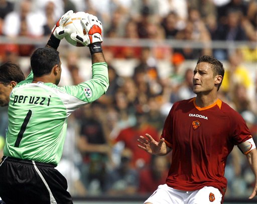 邮报：维拉、桑德兰等多队有意19岁苏格兰小将贝利-赖斯