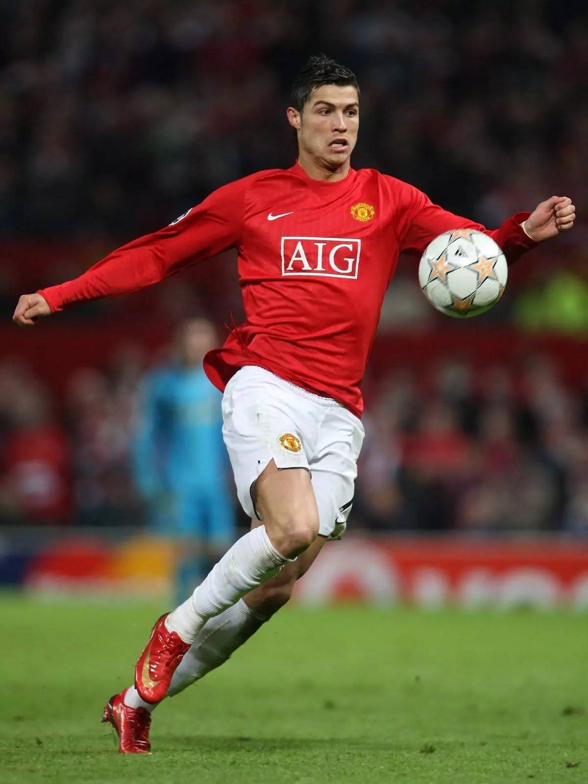 尼克斯击败雄鹿成功晋级，近7场两队对决尼克斯6胜1负