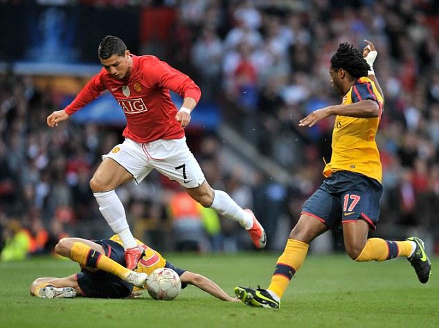 友谊赛半场：马斯图里破门，埃斯特旺扳平，巴西1-1突尼斯（友谊赛半场战报：马斯图里先拔头筹，埃斯特旺扳平，巴西暂1-1突尼斯）