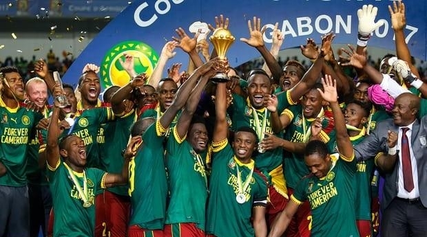 篮球火箭助教临场指挥表现亮眼