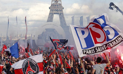 欧冠淘汰赛前瞻：巴萨对阵曼联,（欧冠淘汰赛焦点战：巴萨迎战曼联）